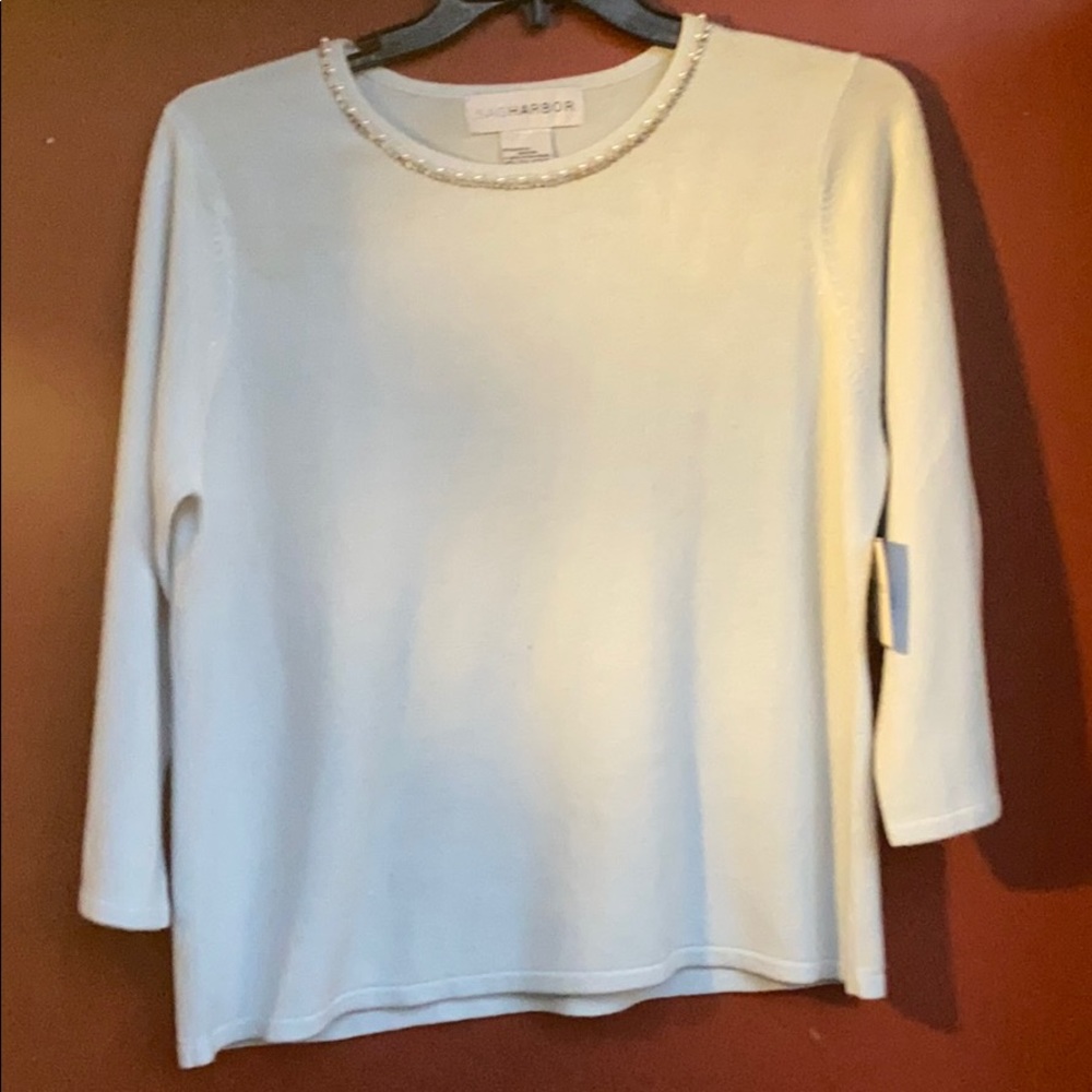 NWT dressy light sweater